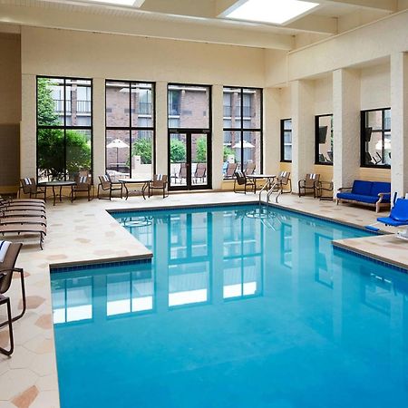 Sheraton Milwaukee Brookfield Ngoại thất bức ảnh