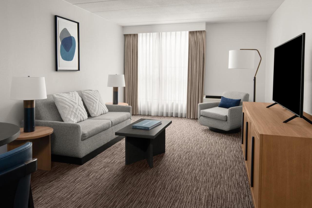 Sheraton Milwaukee Brookfield Ngoại thất bức ảnh