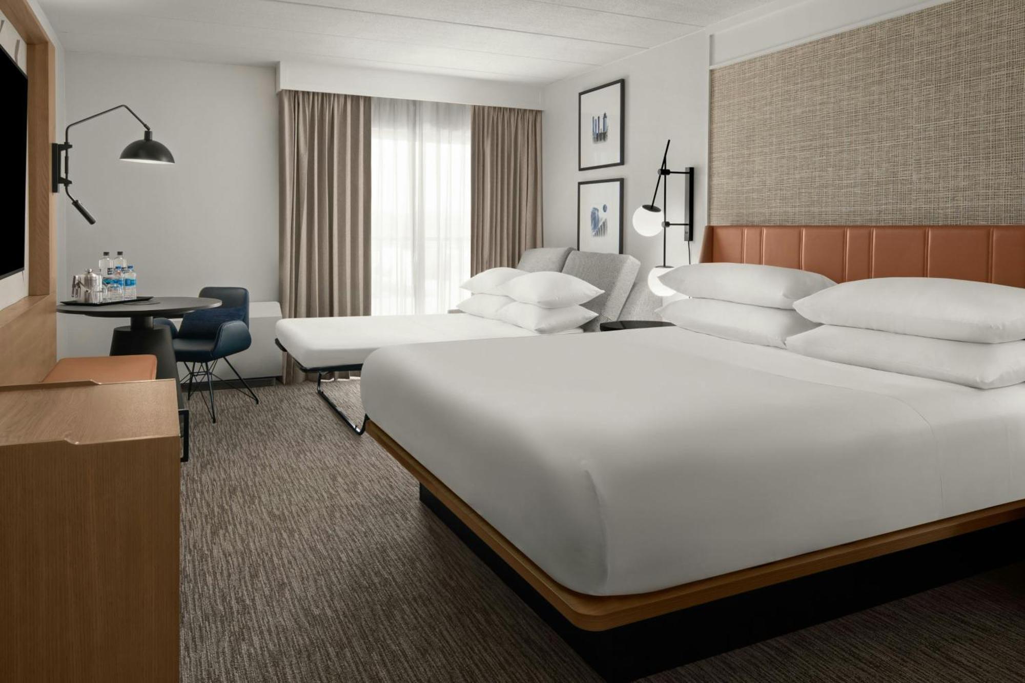 Sheraton Milwaukee Brookfield Ngoại thất bức ảnh
