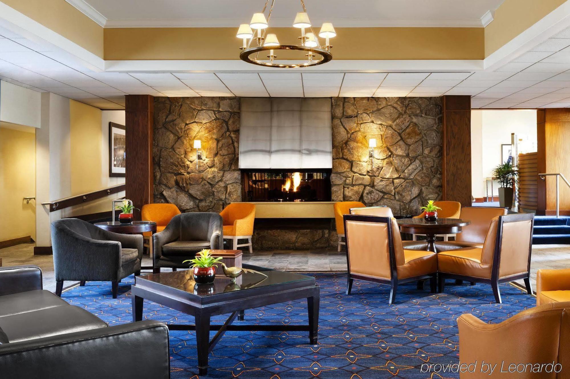 Sheraton Milwaukee Brookfield Ngoại thất bức ảnh