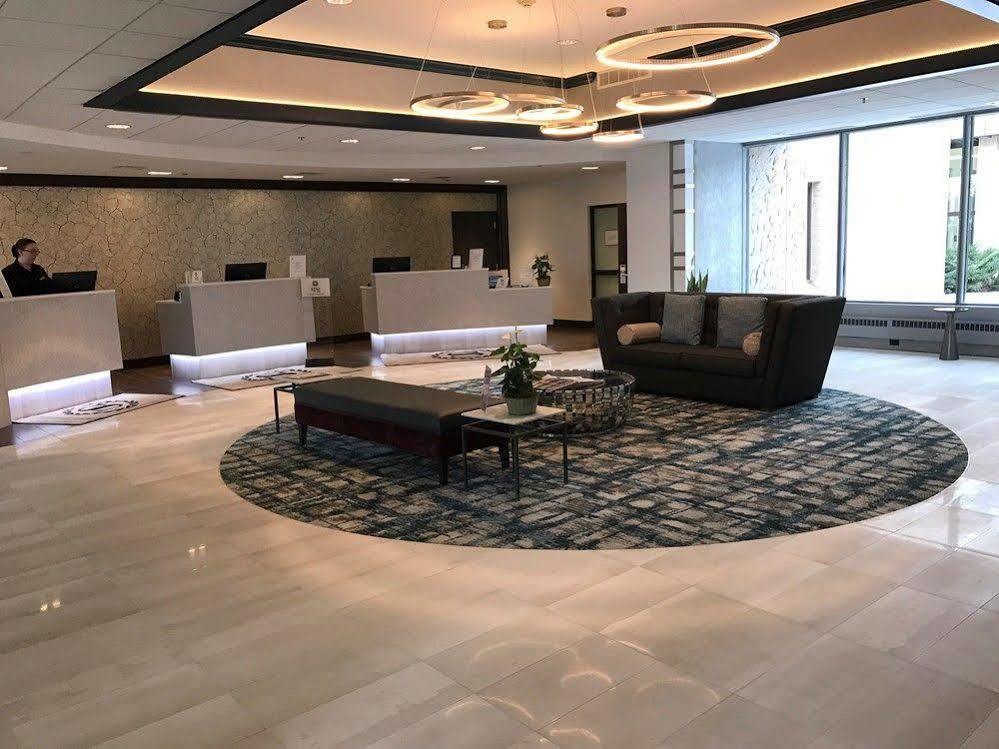 Sheraton Milwaukee Brookfield Ngoại thất bức ảnh
